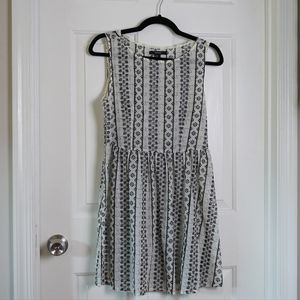 NWOT Forever 21 dress, size M, slip included